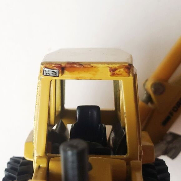 Vintage ERTL Ford Tractor Backhoe Loader 1:64 Diecast Metal 555B Yellow - Picture 14 of 15
